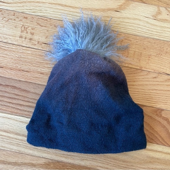 ARAE Blue Ombré Freya Boiled Wool Polar Fleece Mongolian Fur Pom Pom Beanie Hat - Picture 2 of 5
